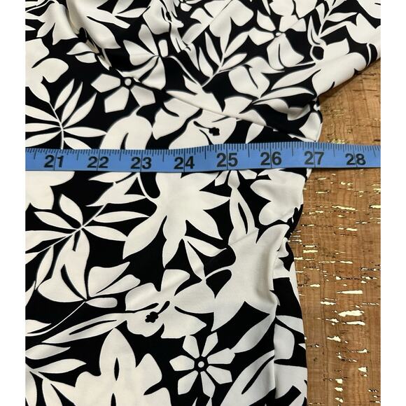 Lands' End Women's SunShade UPF 50 Long SleeveRelaxed Rash Guard Print 3XL - Picture 9 of 9